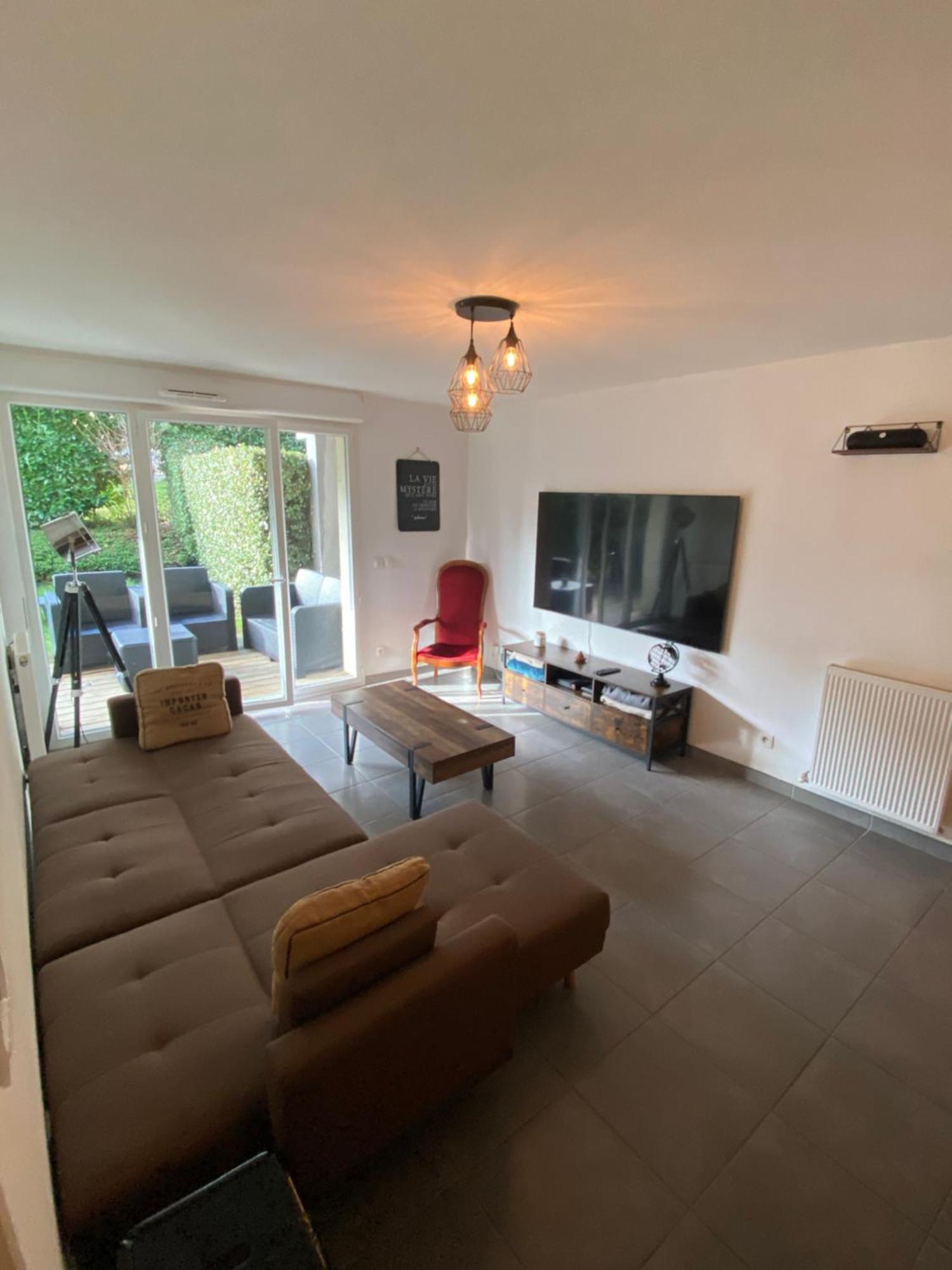 Agreable Loft Aux Portes De Bordeaux 아르티구에스프레보르도 외부 사진